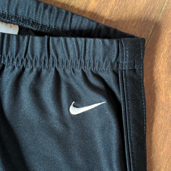 Nike Dri-Fit Black Leggings - Picture 3 of 7